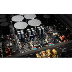 Brax Matrix MX4 PRO 4-kanals forst�rker med digitale indgange til bil
