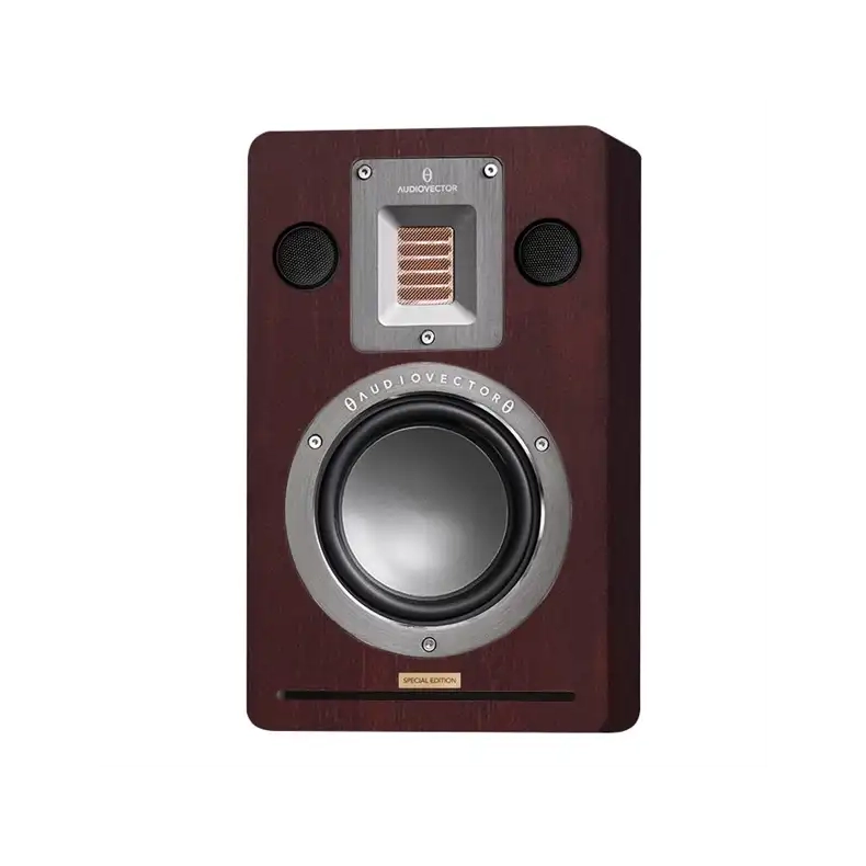 Audiovector QR Wall SE i Hvid Silk P� v�ggen h�jttaler 1 stk