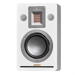 Audiovector QR Wall SE i Hvid Silk P� v�ggen h�jttaler 1 stk