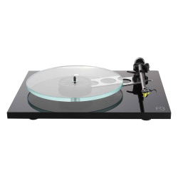 Rega Planar 3 sort med Exact Pick-up