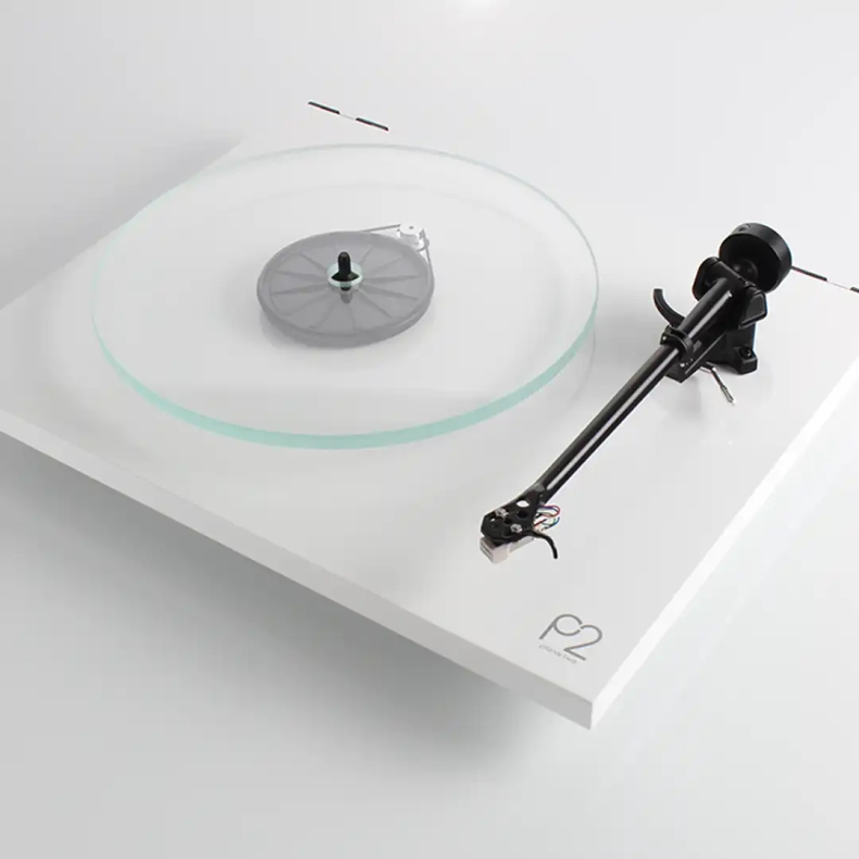 Rega Planar 2 hvid med Nd3 Pick-up