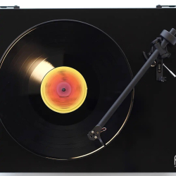 Rega Planar 1 hvid med Carbon Pick-up  