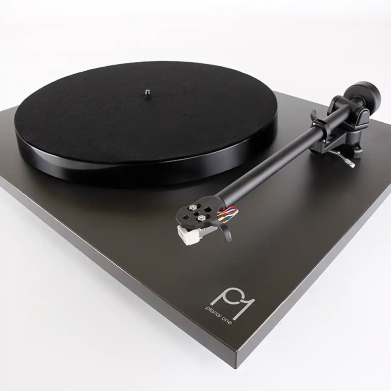 Rega Planar 1 hvid med Carbon Pick-up  