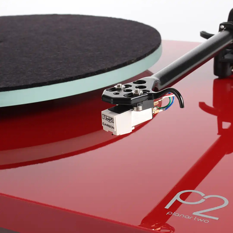Rega Planar 2 r�d med Carbon Pick-up 