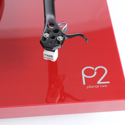 Rega Planar 2 r�d med Carbon Pick-up 