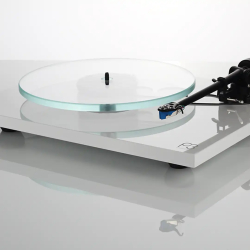Rega Planar 3 hvid uden Pick-up 