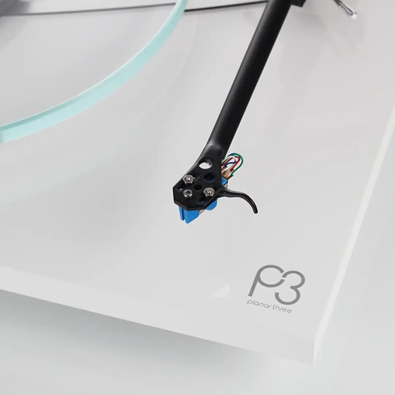 Rega Planar 3 hvid med Nd3 Pick-up 