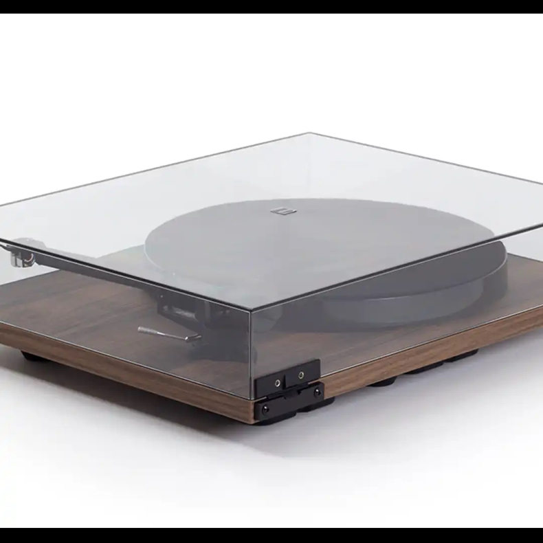 Rega Planar 1 PLUS (Med indbygget RIAA og Carbon Pick-up) Valn�d